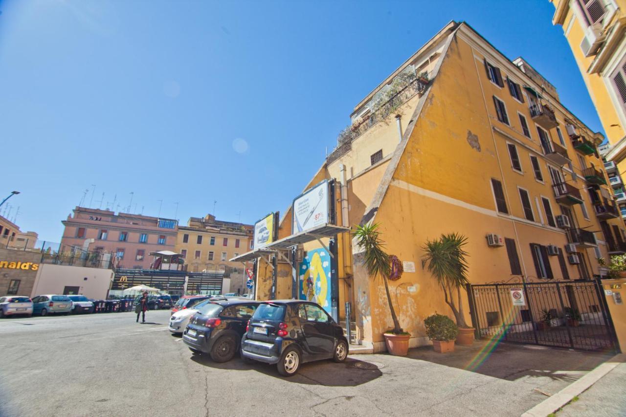 Porta Portese Colorful Flat Rome Exterior photo